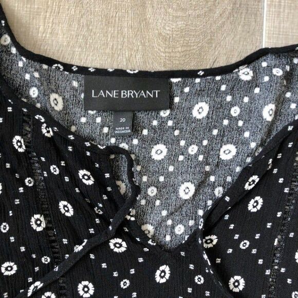 LANE BYRANT BLACK WHITE  SIZE 20 TOP 2XL - Picture 4 of 6